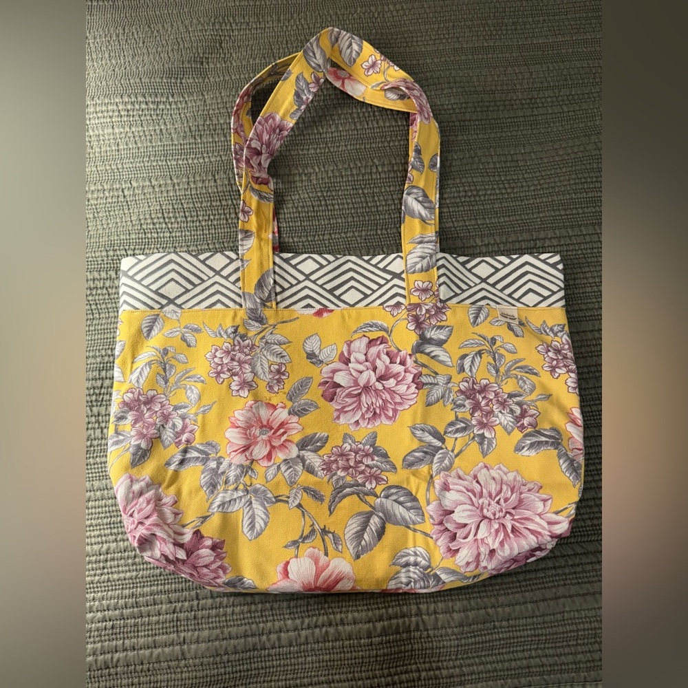 NEW in packaging. Unique Boutique Hand Made. Floral Yellow Tote Bag